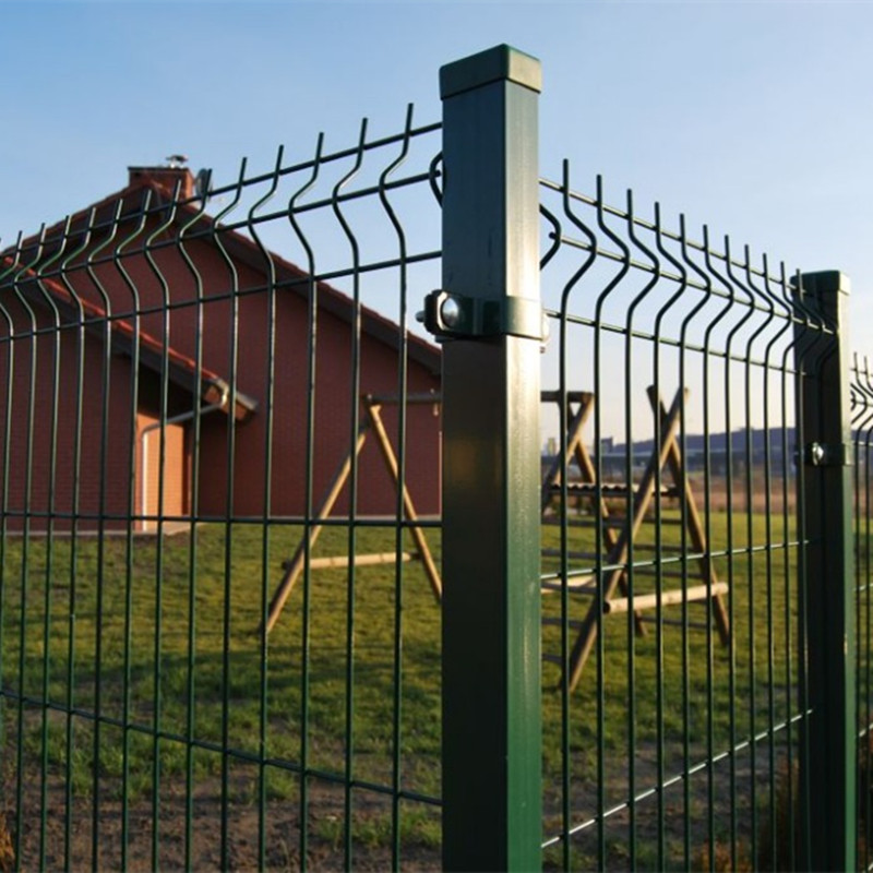 We sell high-quality welded wire mesh products. We sell high-quality welded wire mesh products.