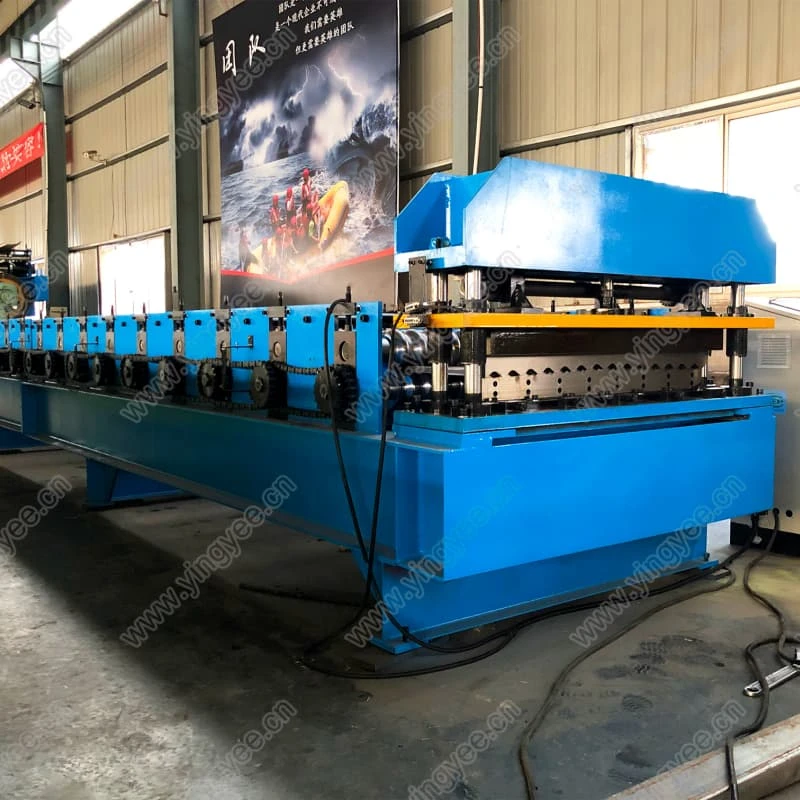 Corrugated roof sheet roll forming machine