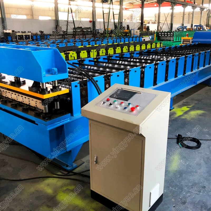 Corrugated roof sheet roll forming machine